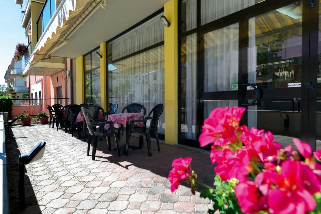 Hotel Residence Margherita Tortoreto Zewnętrze zdjęcie